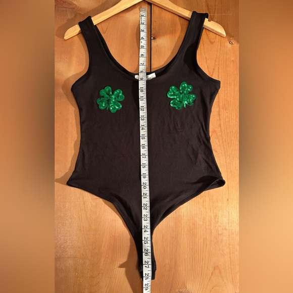 NWT St Patricks Day Shamrock Sequin Bodysuit Snap Closure Festival Tank Large - Picture 8 of 8